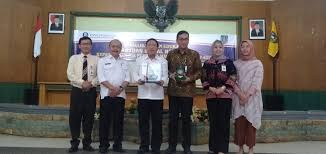 We did not find results for: Sosialisasi Dan Edukasi Bantuan Sosial Non Tunai Media Petisi