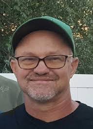 Derek Sutherland's Instagram, Twitter & Facebook