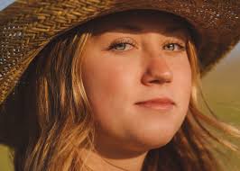 Sunrise Senior Portrait Session at Matthew/Winters Park in Golden, Colorado  — Mallory Kessel Photography