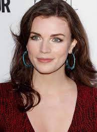 1 aisling bea quick facts. Aisling Bea Celebrity Age Weight Height Net Worth Dating Facts