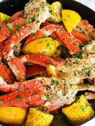 Drunken alaskan king crab legs recipe food network. Boozy Garlic Butter Snow Crab Legs Carnaldish