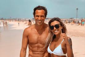 José carlos pereira e liliana aguiar têm sido protagonistas de uma luta mediática por causa do filho salvador. Jose Carlos Pereira Nu Em Sessao Fotografica Ao Lado Da Namorada On Fm