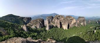 Obwohl die schwebenden klöster in den sozialen medien noch nicht so bekannt sind, wie manch andere spots. Die Meteora Kloster Tour Auf Eigene Faust Reisebericht Griechenland