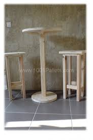 Table Haute Et Ses 2 Tabourets Pallet Bar Table And Stools 1001 Pallets Bares Rusticos De Madera Mobiliario Para Fiestas Decorado De Salones