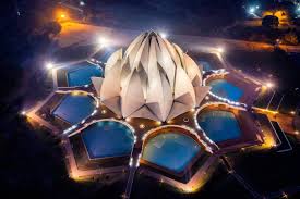 Explore the Tranquility: 5 Best Things to Do in the Lotus Temple