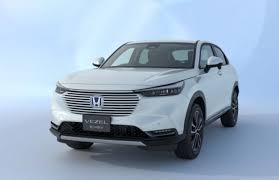 It's easy to maneuver and has a ton of cargo room, but it suffers from a weak engine. Officially The New Honda Hr V Is Cooler Than The Previous Model Newsy Today