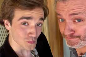 Aaron Blommaert verklapt per ongeluk groot geheim over Kürt Rogiers: "Dan  stopt hij met 'Familie'"