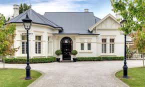 Grand Mansion Living Lifestyle Medindie Adelaide Indaily Facade House House Paint Exterior Modern Renovation
