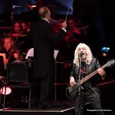 Derek Smalls: Stinkin' Up The Great Indoors With Yamaha