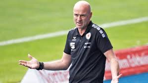 Jouw gediplomeerde personal trainer in antwerpen. Braunschweig Aufstiegstrainer Antwerpen Muss Gehen Ndr De Sport Fussball