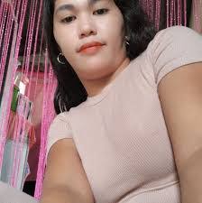 Veronica Steadman's Instagram, Twitter & Facebook