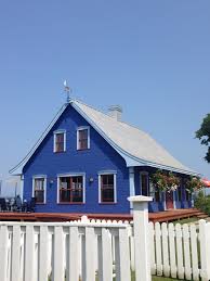 Blue House In Kamouraska Quebec Avec Images Maison Quebec Jolie Maison