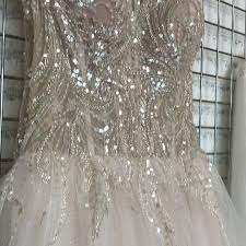 Ein paar der ganz hartnäckigen flecken im saumbereich sind nicht 100%ig mein brautkleid wurde zu hause abgeholt und nachdem ich mein angebot erhalten habe. Brautmoden Fabian Ohringen Trendige Traumroben Glamourose Abendmode Home Facebook