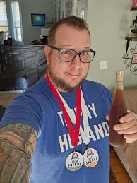 How much yeast per gallon should I use for mead fermentation?