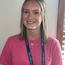 Kaitlyn Bunch's Instagram, Twitter & Facebook