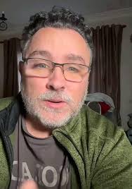 feeling ignored by fans and scam warning