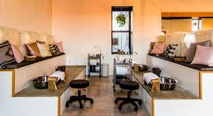 Honey nail salon: BusinessHAB.com