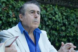 Ecco Angelo Mancini, cantore d'altri tempi