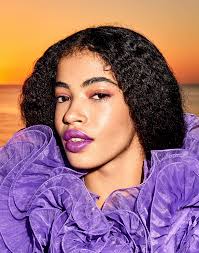 Afkijken bij visagist Vera: experimenteren met paars doe je zó