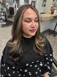 Hairstylist in Santee taking new clients