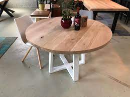 we hebben momenteel een aantal massief eiken ronde bladen op voorraad te combineren met een aantal verschillende sta eiken tafel ronde eettafel thuisdecoratie