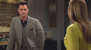 Un jeune homme entre dans la cellule d'abdel et le réveille doucement. Top Models Dernier Episode Diffuse Sur Rts1 En Suisse Soap Passion Com