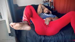 Black Muscle Hunks Shows Hole \\u0026 Feet Before Wanking - ThisVid.com