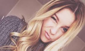 Dabei wurden sie durch den unfall eines anderen autos und die daraus resultierende sperrung aufgehalten. Die Adresse Von Dagi Bee Ist Bekannt