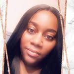 Erika Hinkle's Instagram, Twitter & Facebook