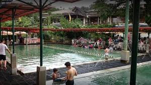 From keluyuran.com kami jasa pembuatan kolam renang siap membantu yang perlu diketahui sebelum membuat kolam renang pribadi di rumah adalah beberapa system yang biasa di terapkan di kolam renang. Kadar Air Di Pemandian Air Panas Sari Ater Disebut Bisa Bunuh Virus Aman Bagi Pengunjung Tribun Jabar