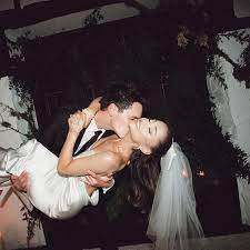 Ariana grande surprised fans when news broke she married fiancé dalton gomez in a tiny and intimate ceremony earlier in may. S1jtu5c79tua4m