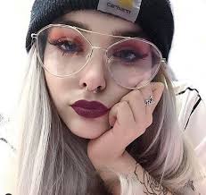 Burun Septum Piercing Modelleri 2019 2020 Trendler Ve Moda Septumpiercing Piercings Ulzzang Girl Beautiful Makeup Aesthetic Fashion