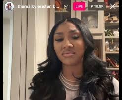 If my mouth don't say it my face will