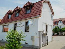 Guesthouse richiș la curtea richvini. Hotel Villa Santa Maria Sibiu