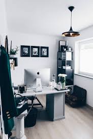 Arbeitsplatz Zuhause Einrichten 5 Ideen Fur Mehr Stil Im Blogger Home Office Life Und Style Blog Aus Osterreich