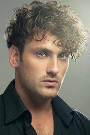 Jewfro Hairstyle Almanac For The High End Hair Look Menshaircuts Com