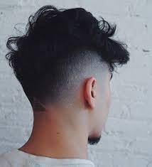 The hair gets progressively shorter as it goes down the head until it blends in with the skin. 7 Burst Fade Haircuts 2021 Trends