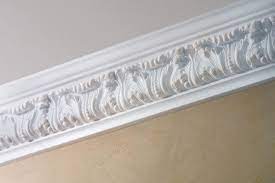 Simpli Home Leaf Cornice Moulding 5 Inches X 8 Feet The Home Depot Canada Cornice Moulding Front Room Design Cornice