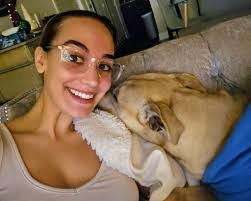 Shannon Cassel's Instagram, Twitter & Facebook