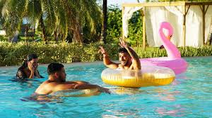 Astrid débarque dans l'aventure video clip. Les Vacances Des Anges 4 Emission Programme Tv Replay
