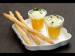 Creme De Carotte Idee De Repas Idee Recette Facile Idees Recette Legumes Dete Sauce Parmesane Recette Creme De Caro Idee Recette Legume Recette Recette Gressin