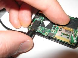 Fix a sandisk sansa clip mp3 player that is locked up and won't turn on. Sansa Clip Headphone Socket Repair