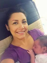 Maria ciobanu ionut dolanescu camelia ciobanu filip doinita dolanescu ion paladi si orchestra lautarii din chisinau condusa de maestrul nicolae botgros live. Andra NemachiatÄƒ Cu BebeluÈ™ul In BraÈ›e È›i Se Pare FrumoasÄƒ Homepage Slider Romanesti Vedete Unica Ro