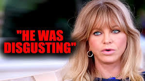 Carrie Rowan's Instagram, Twitter & Facebook