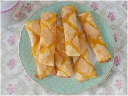 Mettete tutti i fagottini alla nutella su una teglia con carta forno ben distanziati. Sfogliatine Alla Nutella Ricetta Sfogliatine Alla Nutella Di Misya