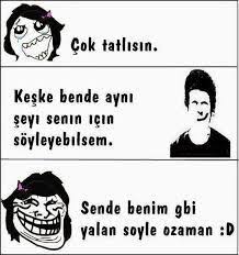 Komik Capsler Panosundaki Pin