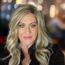 Laura Weddle Miller (@lauraweddlemiller) • Instagram photos and videos