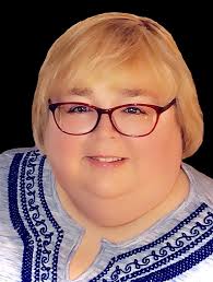 Amy Kent's Instagram, Twitter & Facebook