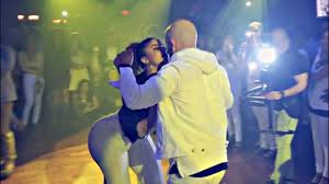 песня не моя ты не моя больше не вдвоём Pust Ne Moya Ty Ne Moya Shikarnyj Tanec Youtube