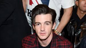 Drake bell news, gossip, photos of drake bell, biography, drake bell girlfriend list 2016. Ex Misshandelt Drake Bell Wehrt Sich Gegen Schwere Vorwurfe Promiflash De